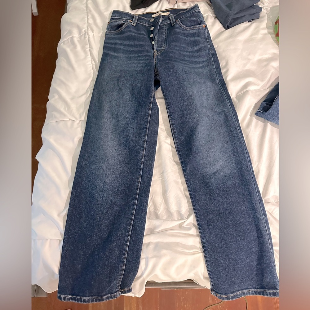 Levis Straight Ribcage Dark Wash Jeans